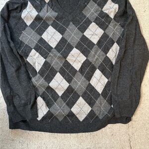 Brooks Brothers Charcoal and Light Gray Argyle V-Neck Lambswool Sweater